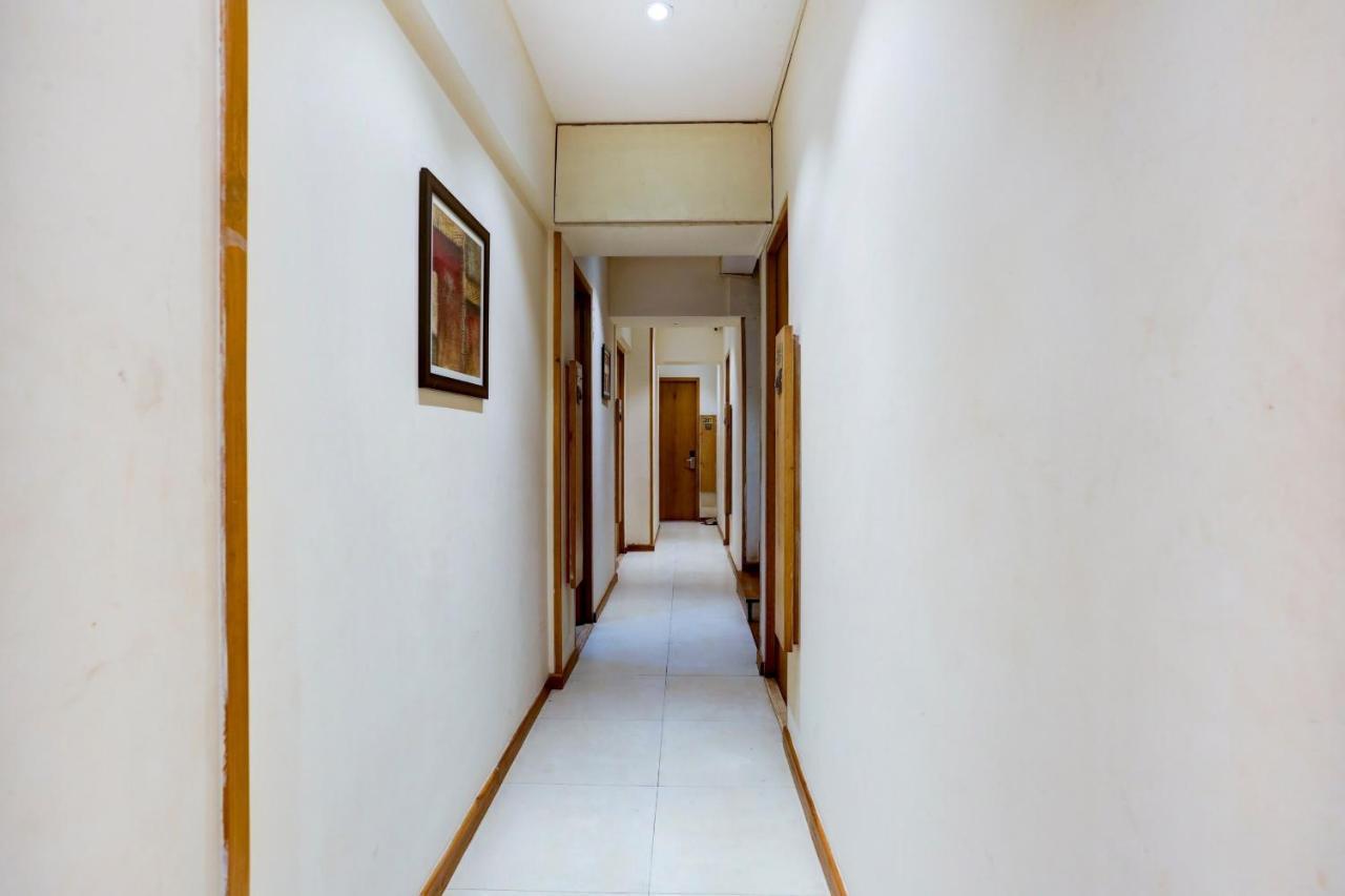 Oyo 81549 Hotel Elegance Nx Bombaj Exteriér fotografie